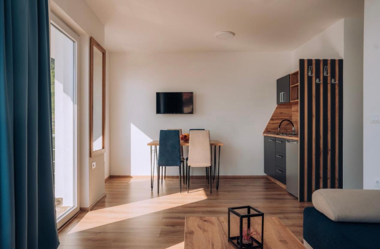 Vila Pupa , Elesec Ohrid Luaran gambar