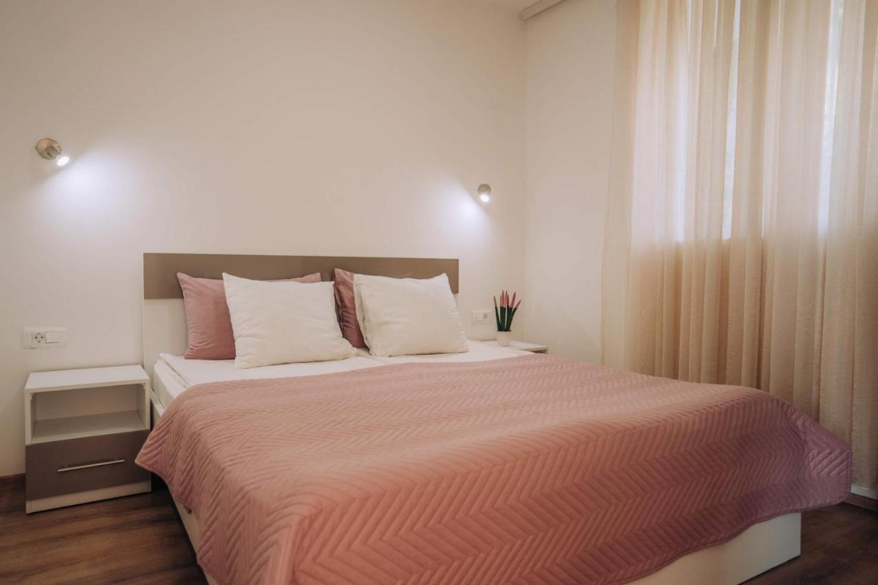 Vila Pupa , Elesec Ohrid Luaran gambar